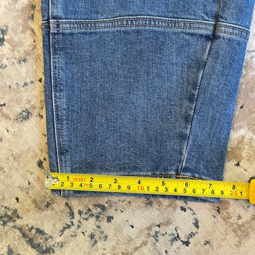 Everlane Classic Blue Jeans - Picture 6 of 10